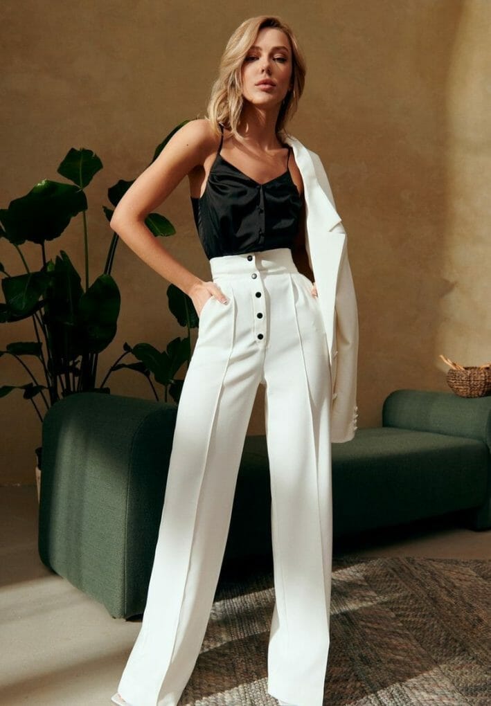 Types of Palazzo Pants: The Ultimate Guide (15 Types, Fabrics, and ...