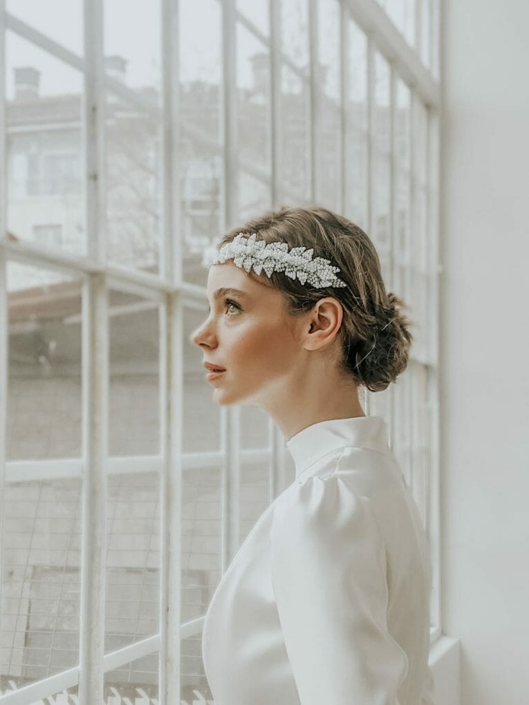 Hairband vs Headband What Are Their Differences? 160grams