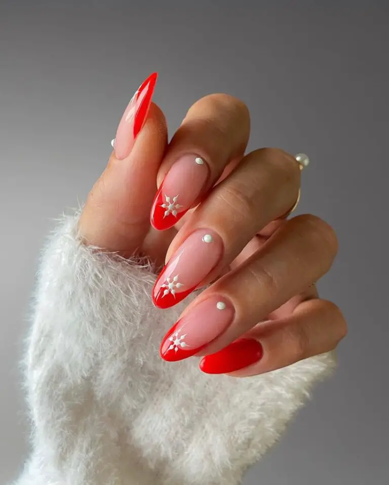 25 Adorable Christmas Nail Designs for a Playful Touch: Jingle All the Way