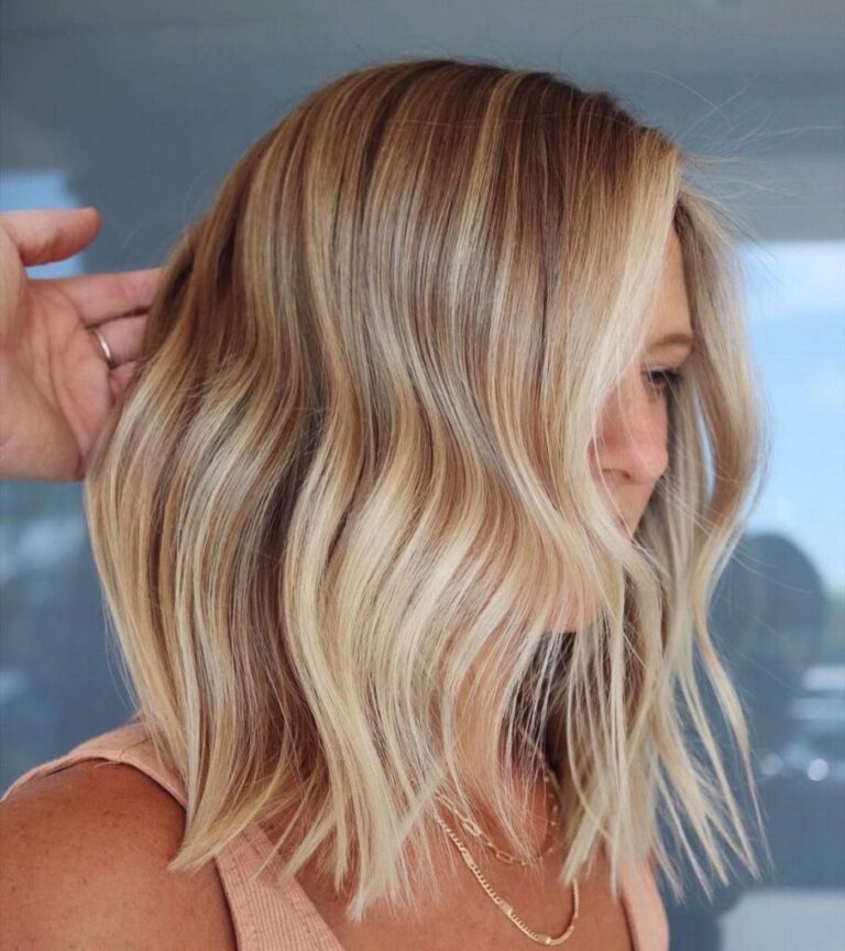 25 Stunning Medium-Length Hairstyles to Elevate Your Look: Beyond the Bob