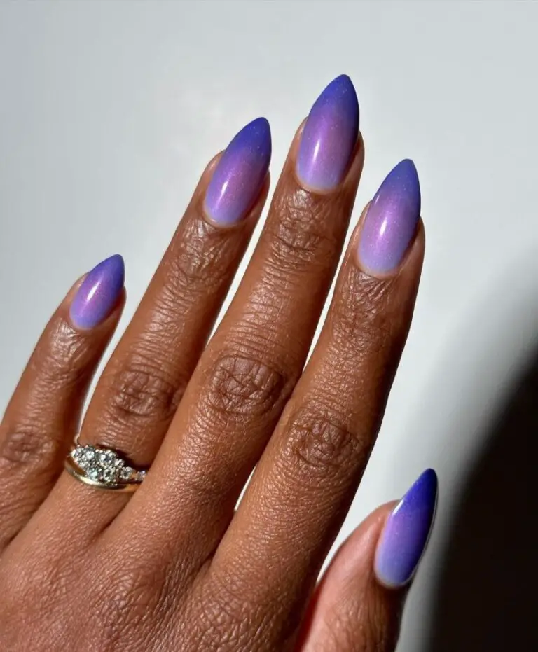 20 Elegant Purple Nails for Winter Evenings: Midnight Majesty
