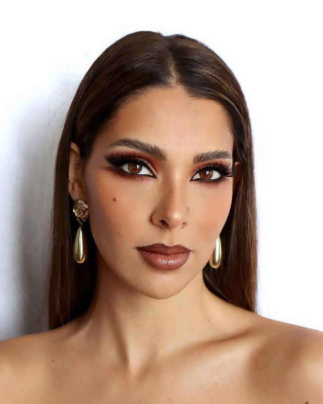 34 Must-Try Makeup Looks for Every Occasion: Slay Like a Latina