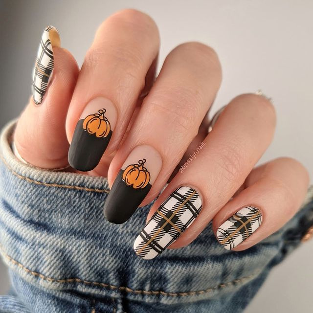 36 Eye-Catching October Nail Designs to Try Now