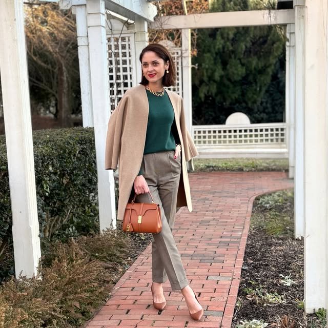 21 Stylish Christmas Outfit Inspo: Tis the Season to Slay