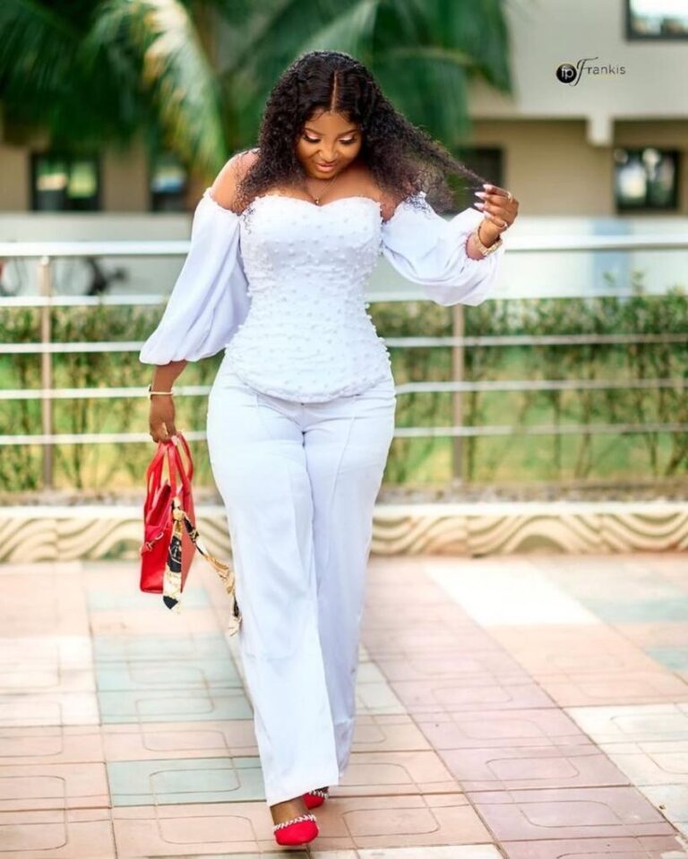 21 Best Anniversary Outfit Ideas for Every Kind of Celebration