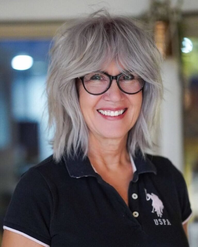 18 Flattering Bangs That Make Women Over 60 Glow
